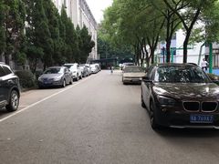 -武汉外国语学校