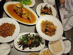 -闫府私房菜·百年鲁菜(恒隆店)