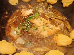 -鱼窝棚柴火铁锅炖(富山屯店)