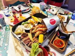 -水桶王国主题餐厅·聚会·生日派对·亲子活动·家庭套餐(亚龙湾希尔顿店)