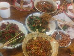 -冶建镜子·老南昌大排档·江西虾王(总店)