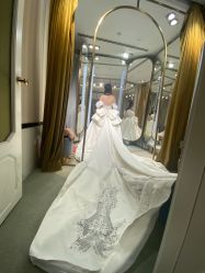 -LA GRACE高端婚纱礼服定制馆