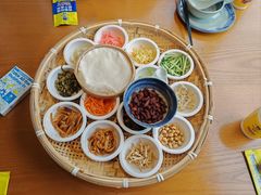 -包整·丝娃娃(一览甲秀楼风景店)