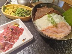 -三出山火锅(南京万象天地店)