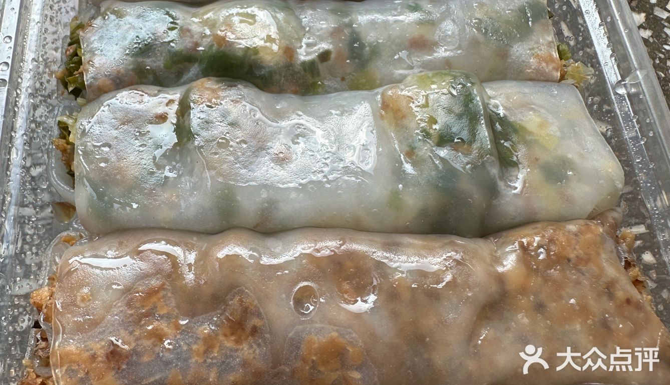 好吃哭了[流泪]三天吃了三次，配上这个蘸水太绝了