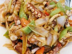 葱爆八带-富临港·蒸汽海鲜·手抓海鲜·炒菜(栈桥店)