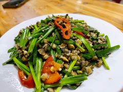 炒螺肉-海口滨海新村143号海南老字号炒菜店