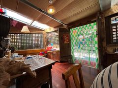 -旺角小渔村·海肠捞饭开创者(环山路店)
