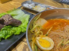 -吴草鸡爪오초닭발韩食堂(融恒盈嘉中心店)
