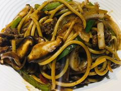 黑椒蘑菇牛柳意面-清真·艾美可餐厅(大悦汇店)