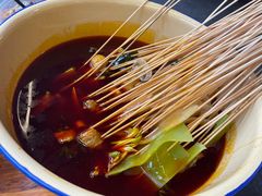 -拈签一笑黄牛肉辣卤串串