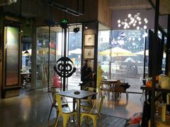 大堂-奇醜的猴子咖啡(财信广场店)
