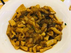 -山明水秀大饭店