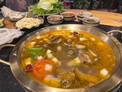 -顶顶汤火牛排火锅·经典铜锅涮肉