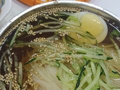 -三姐妹冷面馆(保卫路店)