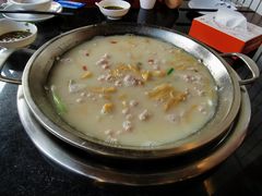 -老来福·非遗酸汤兔(凯旋路店)