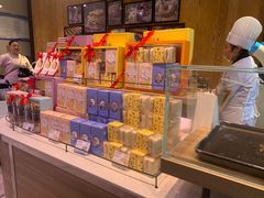 -巴黎贝甜(大宁国际商业广场店)