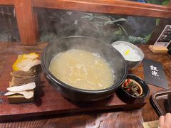 -银米·云南传统过桥米线(双廊黑金冠店)