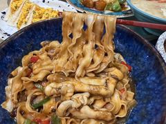 -滋味满屋美食坊(上海街店)