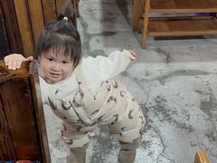 -果松木炭酸菜铜火锅·外婆参鸡汤