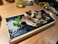 -一朵菌·野生菌探索家火锅(南亚店)