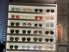 -目艮眼镜SHOWROOM(品牌集合店)