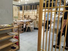 大堂-屋头串串(新街里店)