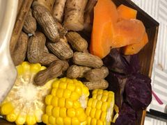 -湖庭壹品鸭王·传统北京烤鸭·别墅私房菜·庭院宵夜(江宁店)