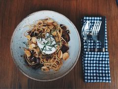 -ROAST coffee & eatery