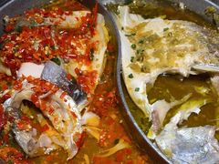 -阿瓦山寨·湘菜现炒·剁椒鱼头王(咸阳总店)