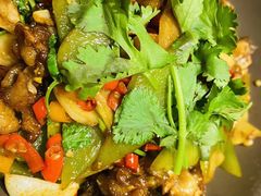 嫩子姜炒牛蛙-吃饭皇帝大(合生汇店)