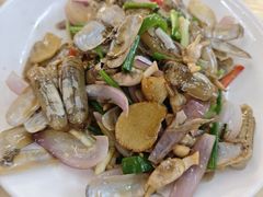 -南沙辉记烧鸡·荔枝木炭火吊烧(旧镇店)