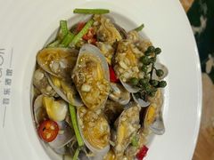 -胡桃里音乐酒馆(白云五号T5 MALL店)