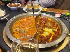 -沸炉重庆老火锅(军事博物馆店)