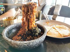 辣辣炸酱面-KCOOKING概念韩餐(世茂52+店)