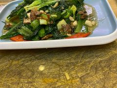 罐头鲮鱼炒油麦菜-东江海鲜酒家(艺都分店)