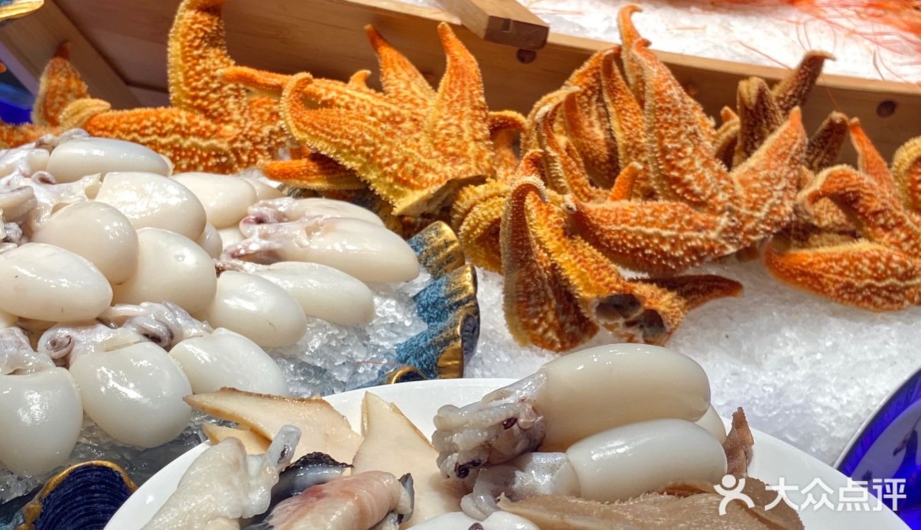 今天先给大家推荐一家超划算的海鲜自助餐厅