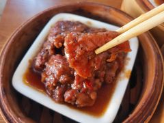 黑椒牛仔骨-老周记茶点