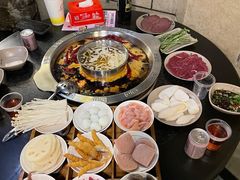 -洞亭火锅(防空洞总店)
