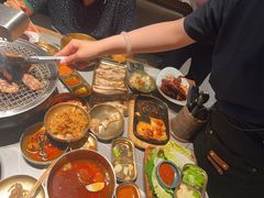 -草家酱蟹炭火烤肉店(珲春南路一店)