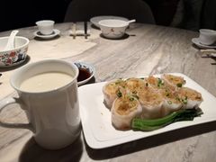 鲜虾肠粉-广州花园酒店荔湾亭·地道点心·粤式饮茶