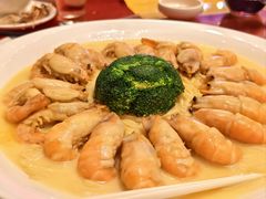 -中山利和希尔顿酒店