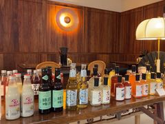 -银米·云南传统过桥米线(双廊黑金冠店)