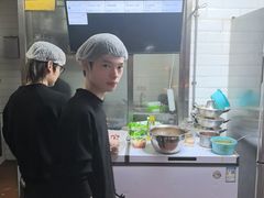 -华府九号海鲜烧烤大排档(龙域店)