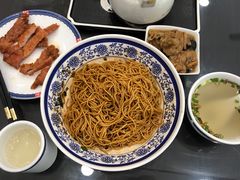 -鸿兴面馆馄饨小笼(稻香店)