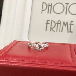 -威德钻石-克拉钻大本营(南京东路店)