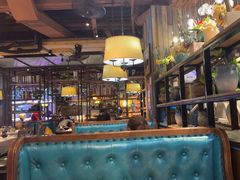 -领鲜活海鲜榴莲自助火锅(东门店)