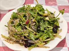 -老街烧烤大排档·地道湖北菜·龙虾馆(汉口火车站店)
