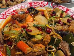 -嗨辣小聚·盘锦河蟹·海鲜烧烤龙虾(盘锦十年好店)
