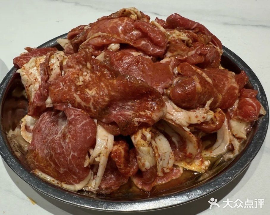 寻甸老坛酸菜牛肉，解锁冬日味蕾新秘境！🔥✨